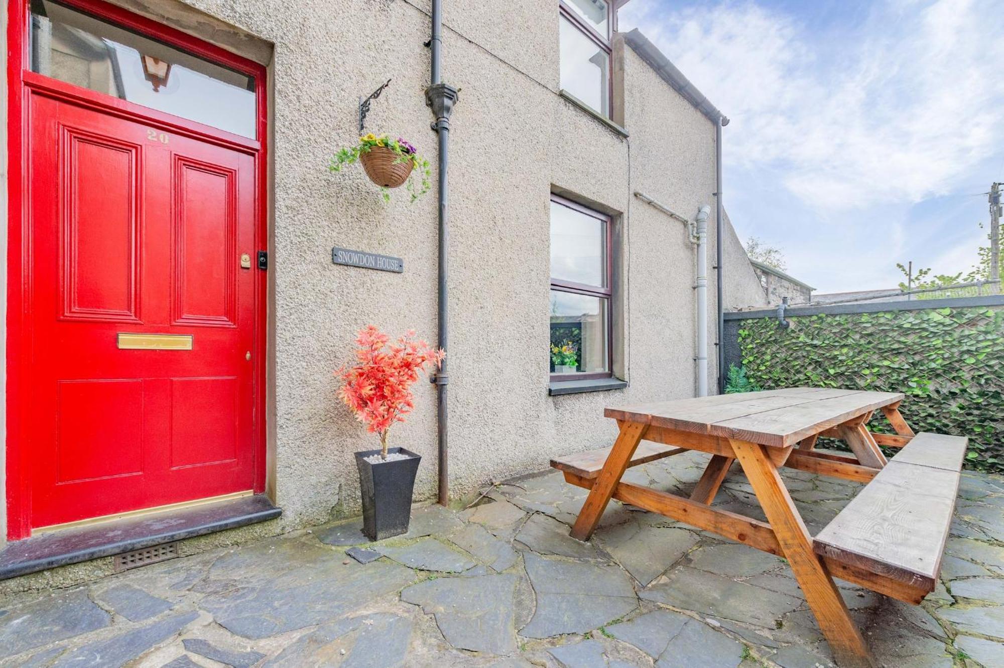 Snowdon House, 8 Bedrooms, Sleep 16, Close To Blackrock Sand Porthmadog Exterior foto